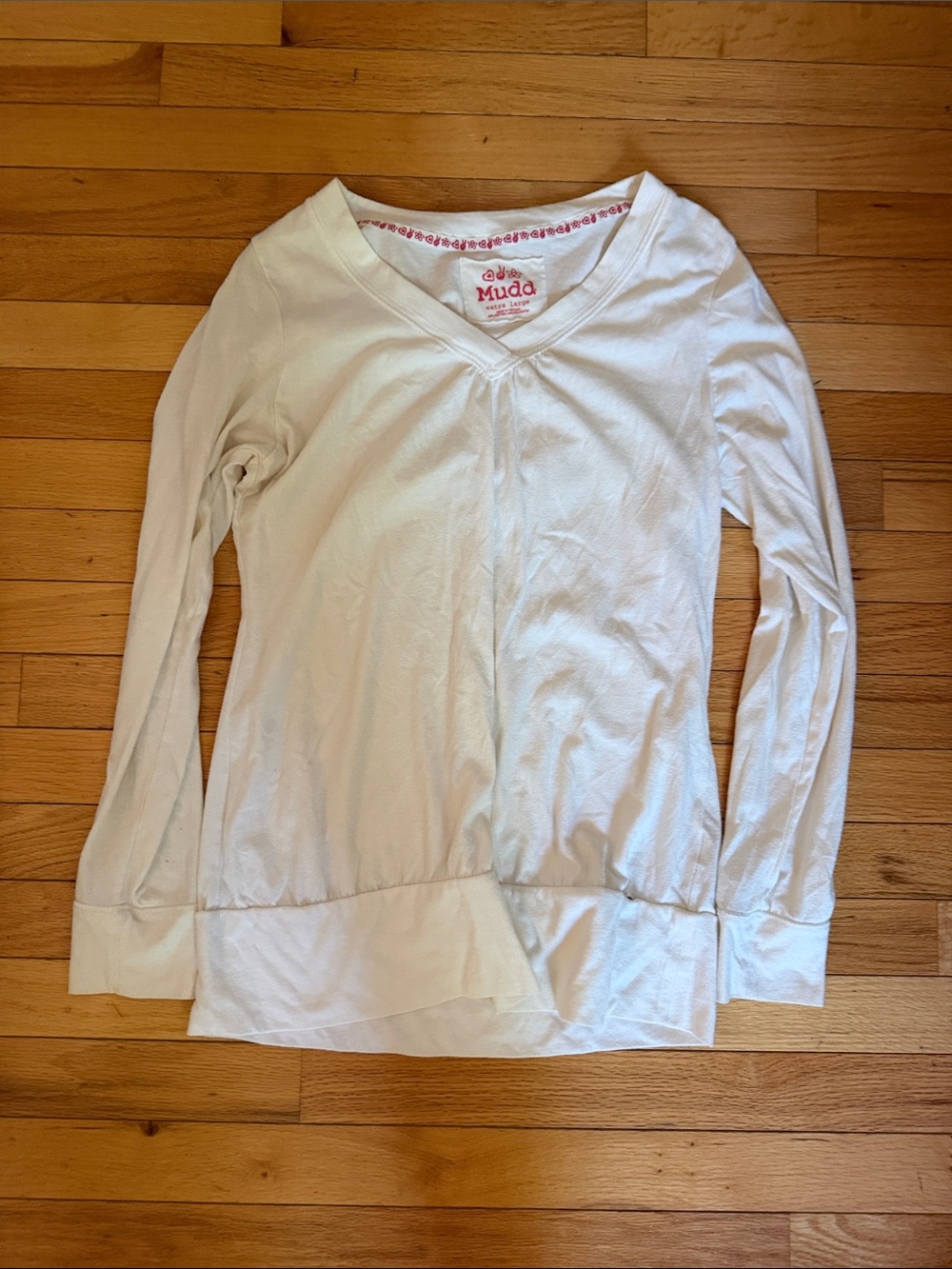 Mudd Cream V-Neck Long Sleeve Top